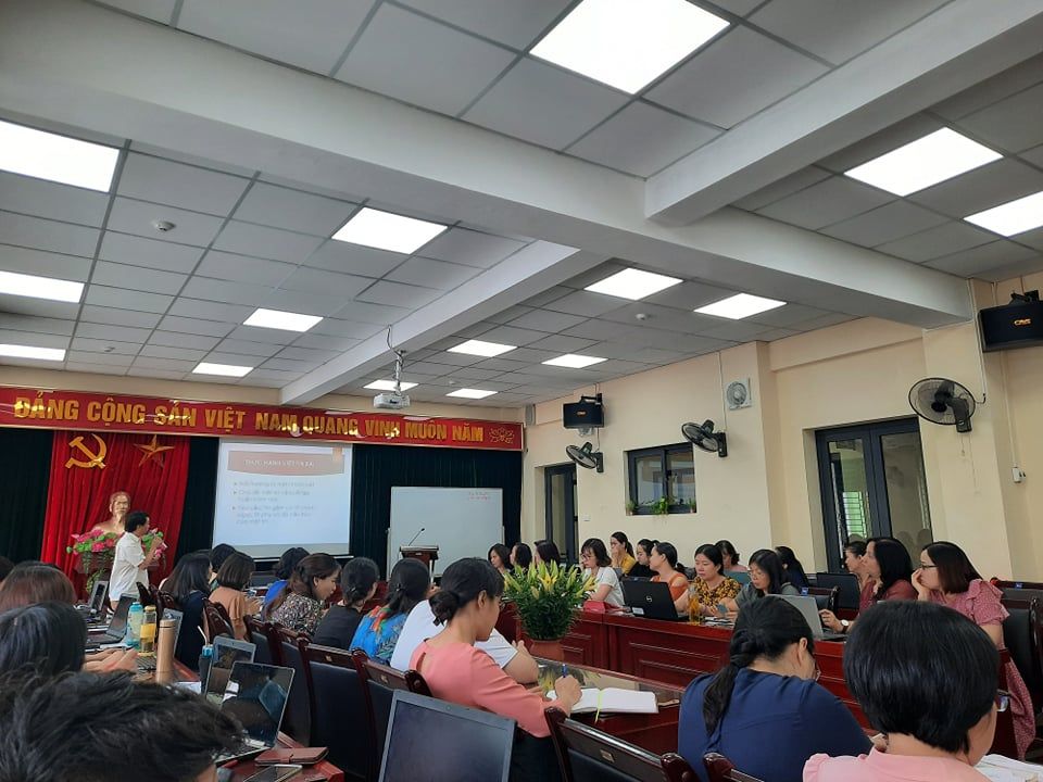 PHÒNG GIÁO DỤC VÀ ĐÀO TẠO QUẬN BA ĐÌNH TỔ CHỨC TẬP HUẤN CÔNG TÁC TRUYỀN THÔNG BÁO CHÍ CHO CÁC TRƯỜNG TIỂU HỌC