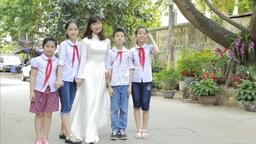 Cô giáo Trần Thị Lan một tấm gương về niềm say mê đổi mới sáng tạo