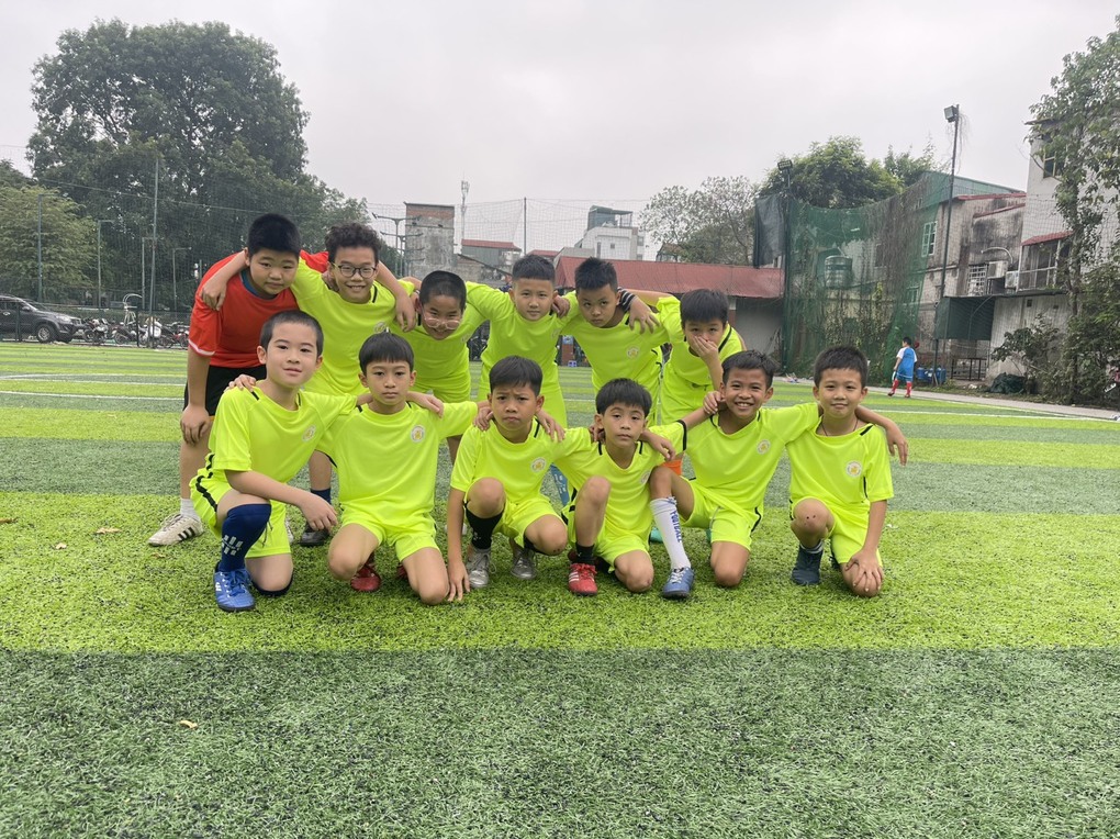 Bốc thăm chia bảng và công bố lịch thi đấu giải bóng đá mini nam học sinh Quận Ba Đình năm học 2022-2023