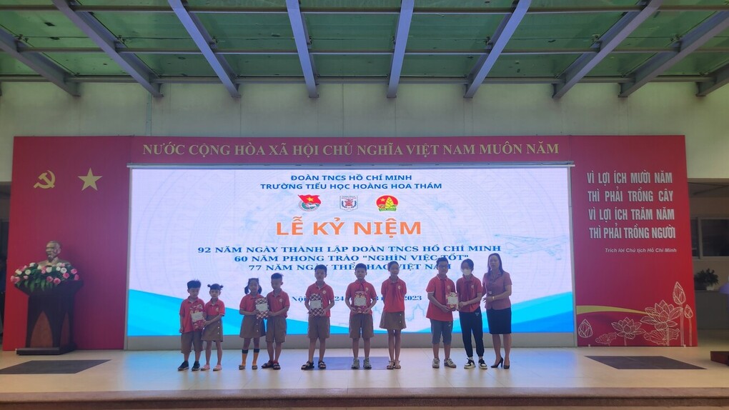 Trường Tiểu học Hoàng Hoa Thám hân hoan tổ chức chương trình kỉ niệm 92 năm ngày thành lập đoàn Đoàn TNCS Hồ Chí Minh (26/3/1931-26/3/2023)