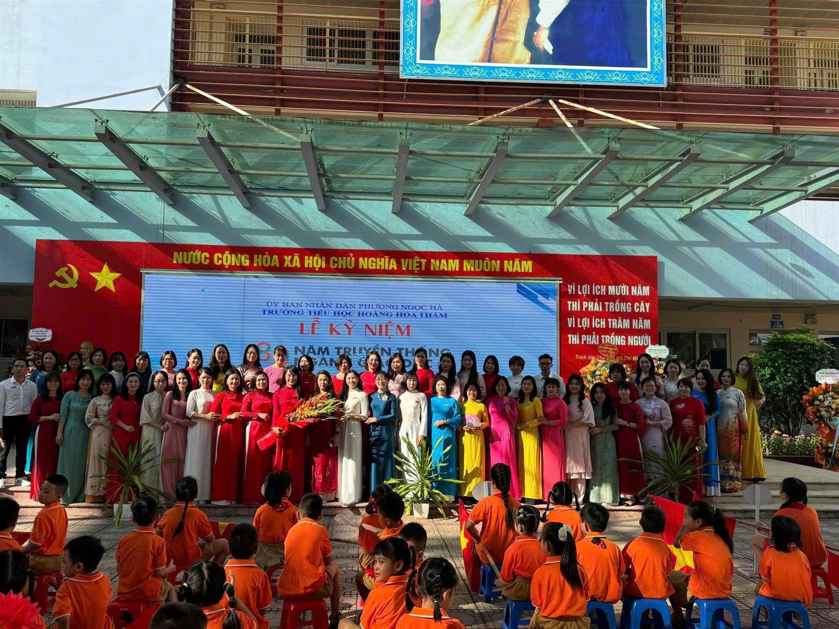 Âm vang tiếng trống khai trường – Niềm vui ngày tựu trường của Tiểu học Hoàng Hoa Thám