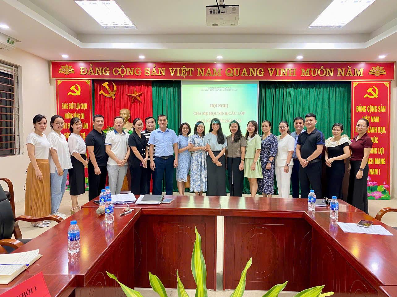 Trường Tiểu học Hoàng Hoa Thám tổ chức Hội nghị Cha mẹ học sinh toàn trường năm học 2025 - 2026 – Gắn kết gia đình và nhà trường