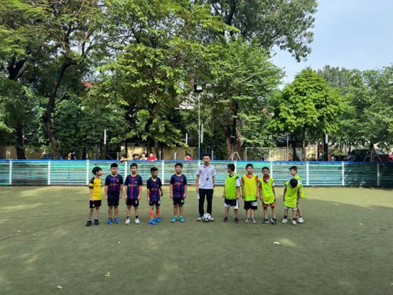 Giải bóng đá Khối 4 – Sôi động khí thế đại hội TDTT lần thứ nhất phường Ngọc Hà Tháng 10/2025