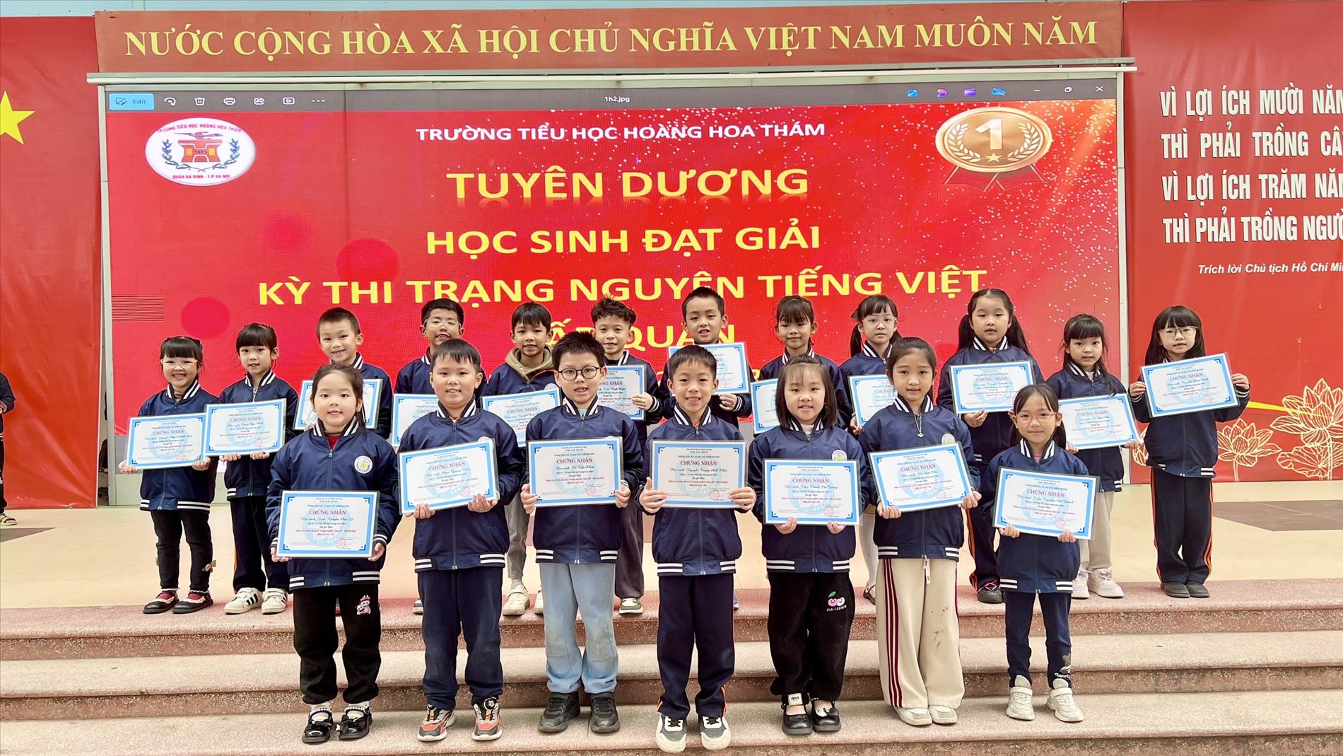 Vinh danh học sinh đạt giải vòng Thi Hương (cấp Quận) sân chơi “Trạng nguyên Tiếng Việt” trên internet dành cho học sinh Tiểu học quận Ba Đình năm học 2024-2025