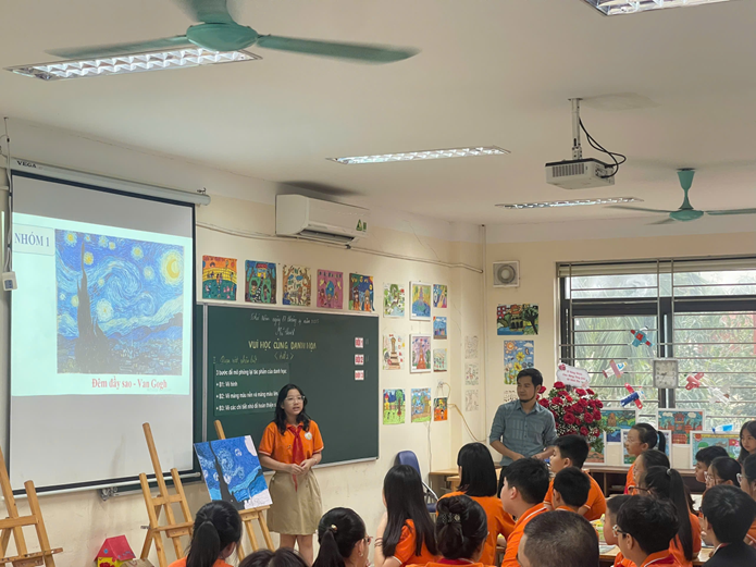 Tiết dạy chuyên đề Quận môn Mỹ thuật đầy cảm hứng: "Vui học cùng danh họa" cùng thầy giáo Đỗ Đình Thu trường TH Hoàng Hoa Thám.