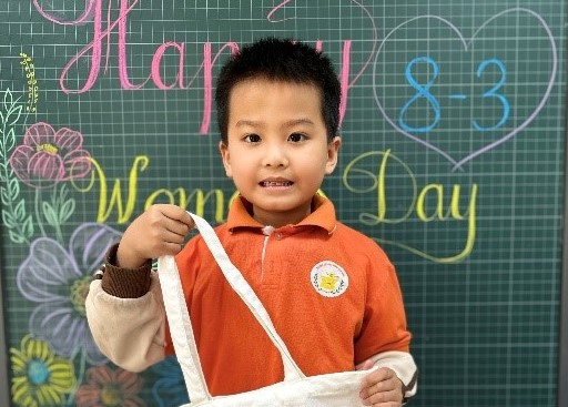 Trình Minh An - Bông hoa nhỏ vươn lên từ nghịch cảnh