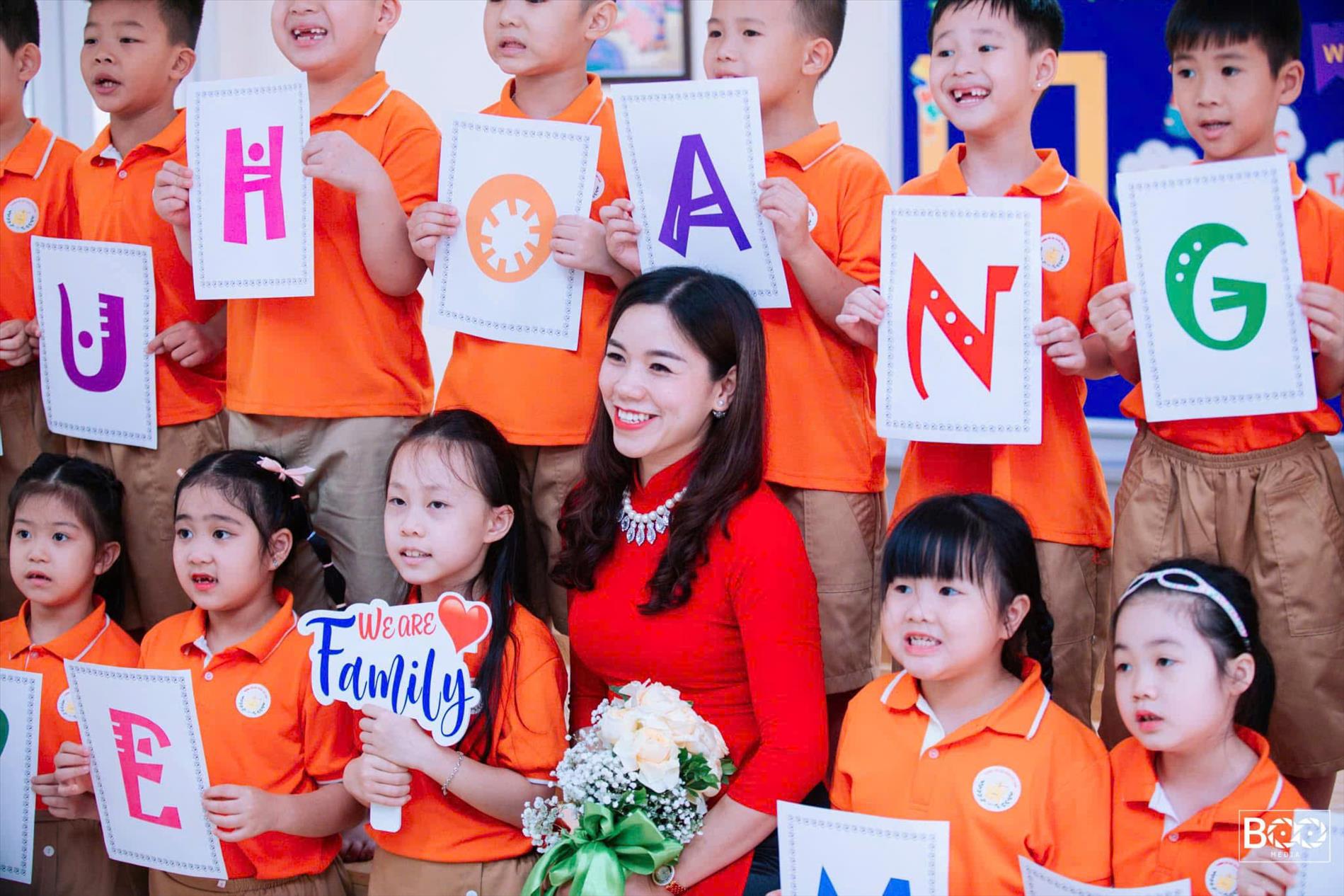 Cô giáo Bùi Thị Quyên – người giáo viên trẻ tràn đầy tình yêu thương với học sinh