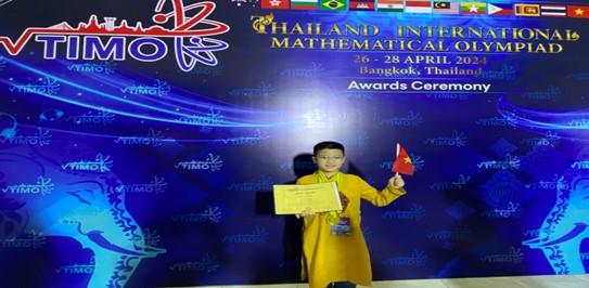 Vinh danh học sinh tiêu biểu: Vũ Bình Minh – niềm tự hào của trường Tiểu học Hoàng Hoa Thám