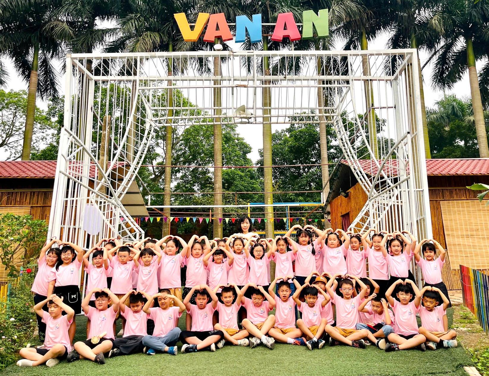 🌿 Khu trải nghiệm Vạn An, Thanh Trì: Hành trình “học mà chơi, chơi mà học” đầy cảm hứng của học sinh khối 2 trưởng Tiểu học Hoàng Hoa Thám🌿