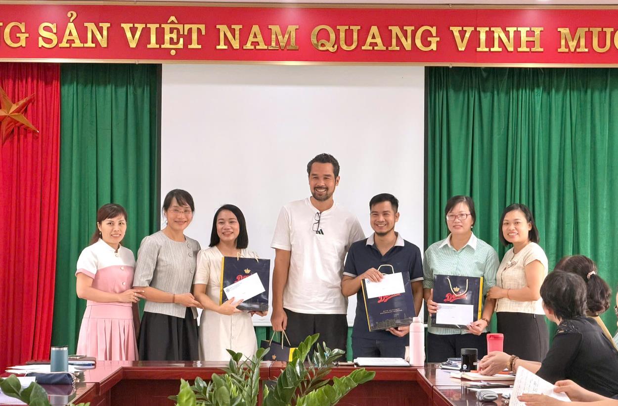 Trao gửi nghĩa tình – Lan tỏa truyền thống “Uống nước nhớ nguồn”