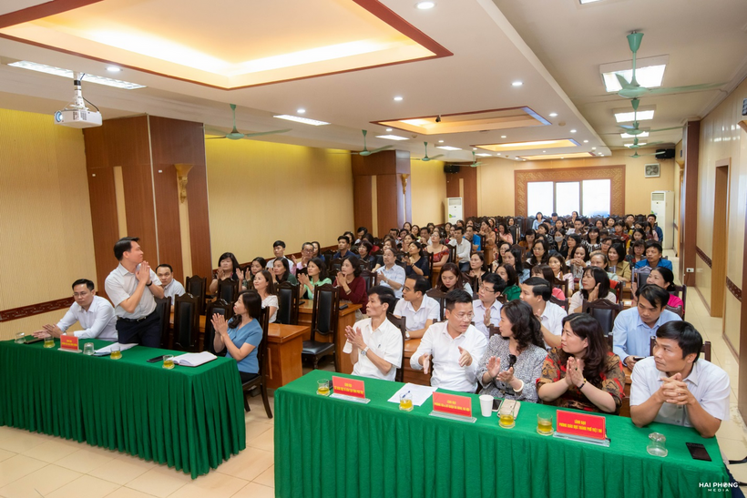 C:\Users\Techsi.vn\Downloads\ĐH Hùng Vương\_DSC1912.jpg