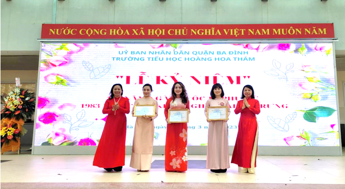 A group of women in dresses

Description automatically generated with low confidence